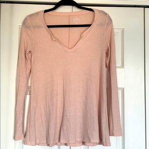Hollister Long Sleeve V-Neck Tee Pink Size S